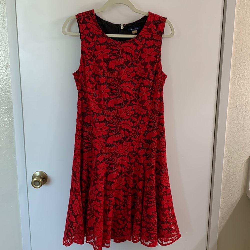 Tommy Hilfiger lace dress